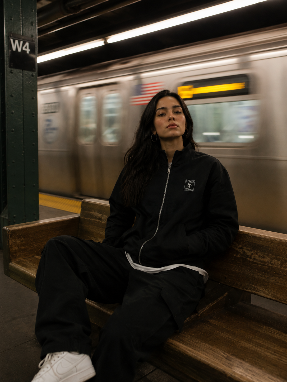 STREETCLUSIVE BOMBER JACKET BLACK